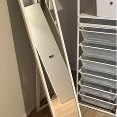 IKEAの鏡　展示用未使用品