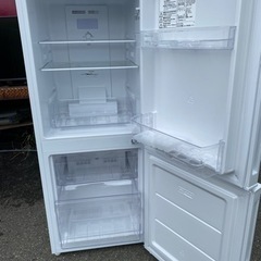 福岡市内配送無料 2022年式 140L ファン式2ドア冷蔵庫 WH(NTR-140)