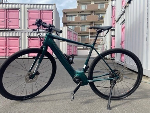 E-bike クロスバイク　キャノンデール