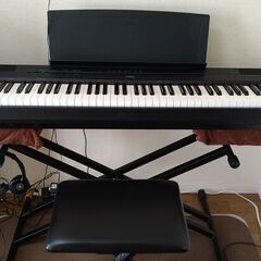 ヤマハ電子ピアノ P-115 中古 (スタンド・椅子・ペダル・ヘ...
