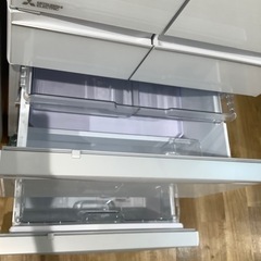 トレファク神戸南店】MITSUBISHI 6ドア冷蔵庫です【取りに来