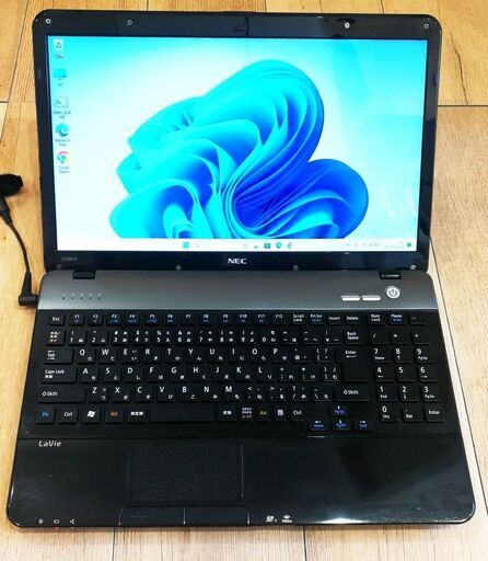 (ご成約ありがとうございました)NEC LaVie S LS150/F Windows11 メモリ8GB SSD256GB