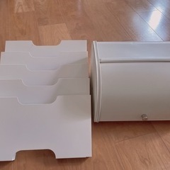 IKEAファイルケースとパンケース