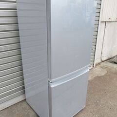 22【愛知店舗・清掃済】 シャープ 137L 冷蔵庫 2017年 - 冷蔵庫 