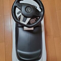 ベンツの車です。音鳴ります