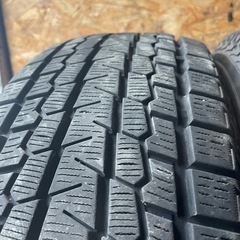 バリ山　YOKOHAMA ヨコハマ　G075 225/60R17 スタッドレス　タイヤ　2020年製　17インチ