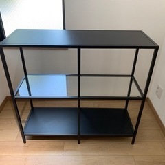 IKEAのシェルフユニット、棚