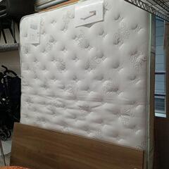 ★【日本ベッド】美品!クィーンベッド　シルキーシフォン　38万円位で購入　💳自社配送時🌟代引き可💳※現金、クレジット、スマホ決済対応※