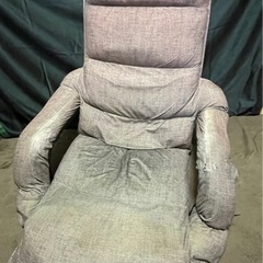 座椅子（リクライニング機能、肘置き）