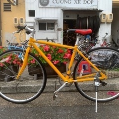 💯💯　クロスバイク　自転車　黄色　700x28c 7変速　シマノ...