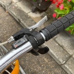 💯💯　クロスバイク　自転車　黄色　700x28c 7変速　シマノ　配達可能