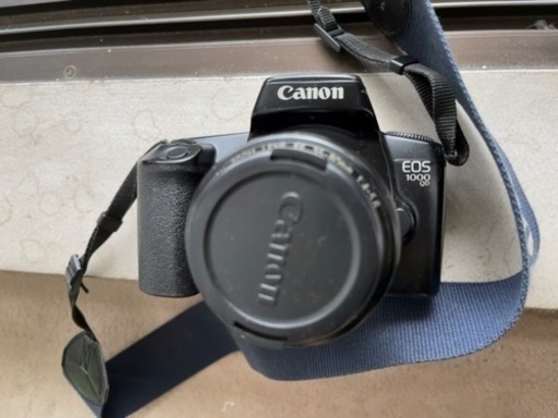 Canon EOS1000QD フィルムカメラ 50mm純正レンズ KENKOフィルター　ケース　ベルト
