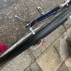 🎏🎏　クロスバイク　自転車　青　700x28c  7変速　シマノ　配達可能