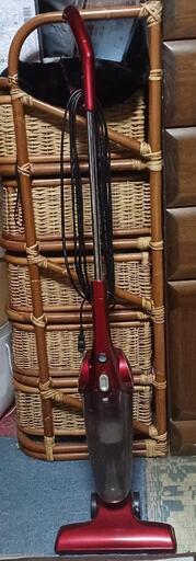 【お話中】最終お値下げ⤵️✨吸い込み抜群✨サイクロンスティック掃除機
