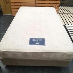 シモンズ・ホテル仕様・中古マットレス&BOXスプリングセット・セミダブル
