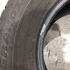タイヤ　275/65R17 115H 4つ