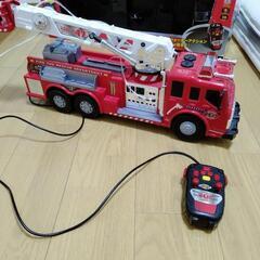 【お取引中】消防車おもちゃ