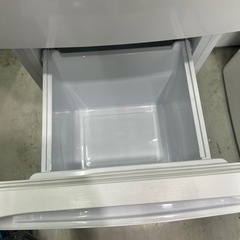 配達可【冷蔵庫】【ハイセンス】154L 6ヶ月保証付 クリーニング済み 