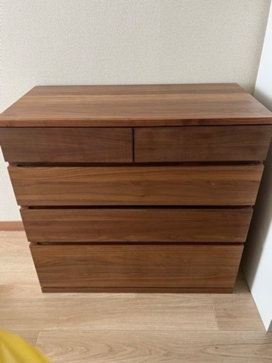 【美品】無印 木製チェスト４段　ウォールナット材突板 タンス 洋服 木製チェスト4段 ウォールナット材突板 | 無印良品