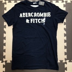 新品未使用　Abercrombie is & Fitch 半袖Ｔシャツ