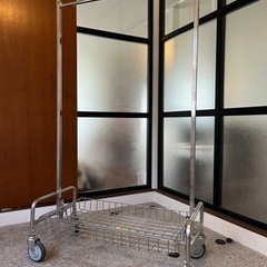 Pacific furniture service　36\