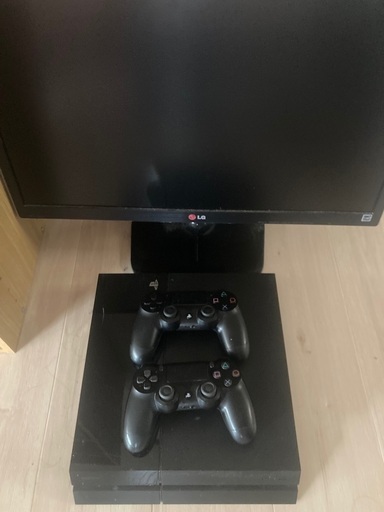 PS4 CUH1000　500GB コントローラー2つ　モニター23インチ付き