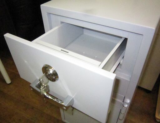 R466 Diamond Safe 金庫 業務用 ダイヤル式 投入式 耐火金庫、Used・良品