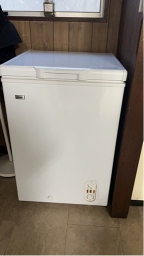 103L チェストタイプ 冷凍庫（フリーザー）直冷式 ホワイト JF-WNC103F(W)