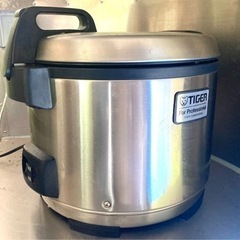 【至急募集】1.5升タイガー炊飯ジャー保温付き業務用電気炊飯器