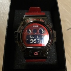 【売り切り】G-SHOCK 赤色腕時計