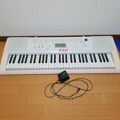 カシオ　電子ピアノ　LK-105