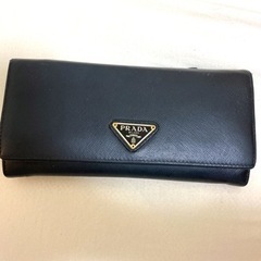 PRADA 長財布