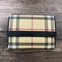 BURBERRY 二つ折り財布