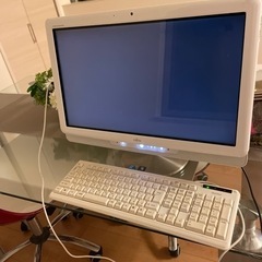 パソコン　モニター　デスクトップ　富士通　キーボード