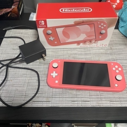 ニンテンドーSwitchライト　本体+モンハンライズ