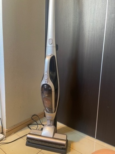 コードレス掃除機、Vacuum cleaner 、HITACHI(pv-BE200)
