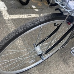 お話し中っ新品同様★パンクしない自転車 27型6段変速 LEDオ一トライ ト黒 CHACLEエアレスタイヤBAA .装備ディンプル式後輪錠