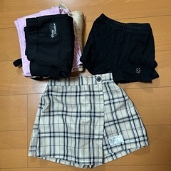 お話中　女児130〜140 ズボン&Tシャツなど