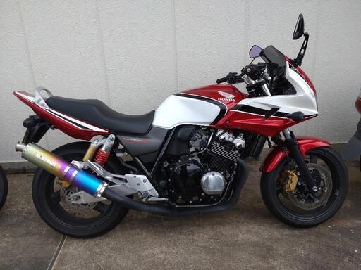 8月中引き取り絶対令和7年3月まで　CB400スーパーボルドール　NC39　早期取引希望