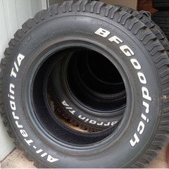 グッドリッチ AT 215／75R15 4本