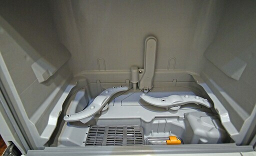 ●2020年製●パナソニック　食器洗い乾燥機　プチ食洗　NP-TCM4　中古品●相模原　横浜　神奈川●
