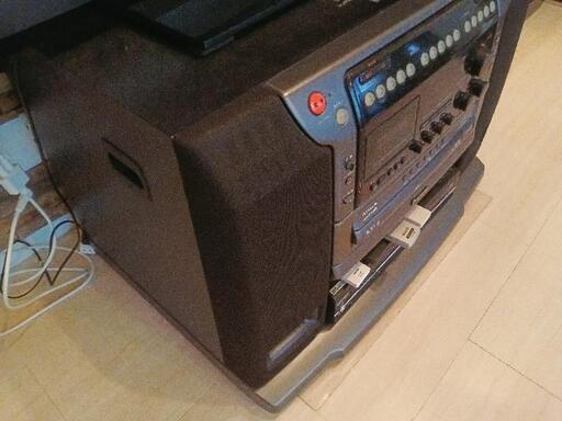 レーザーカラオケ DVK-900 本体