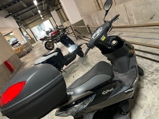 キムコ  GP125