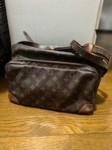 (今週末限定価格！)LOUIS VUITTON ナイル