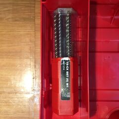 ヒルティ TE7-02 ハンマドリル 中古品 ケース/他付属品有 100V