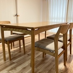 unico ダイニングテーブルセット　40,000円