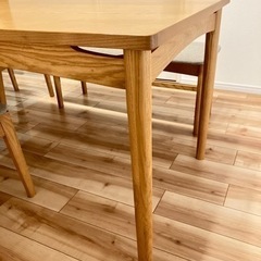 unico ダイニングテーブルセット　40,000円