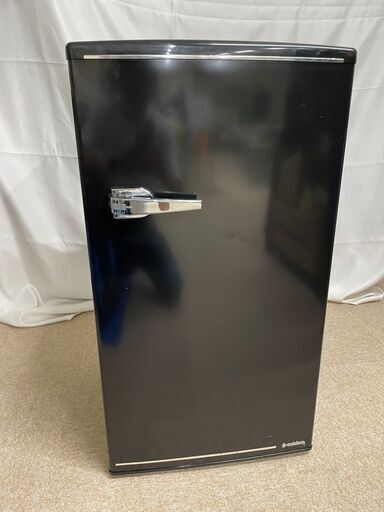 【北見市発】エスキュービズム 1ドアレトロ冷蔵庫 WRD-1085K 2017年製 黒 85L (E1806nthY)