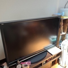 大型テレビ　