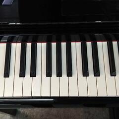 YAMAHA　ヤマハ　クラビノーバ　CLP-685PE   黒鏡面艶出し　88鍵盤　2017年式　マット付き